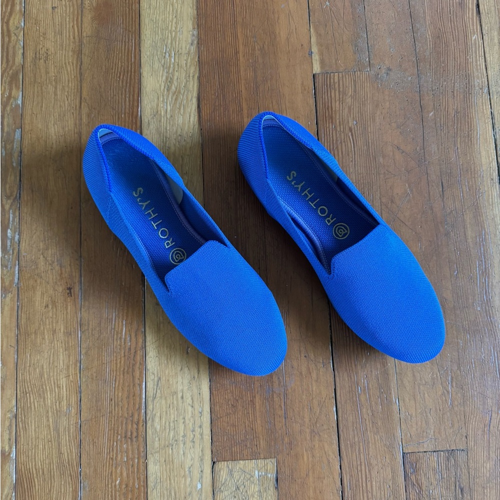 Rothy’s loafer in cornflower blue 8.5
